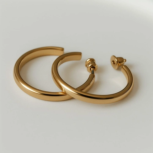 گوشواره حلقه‌ای ساده طلایی