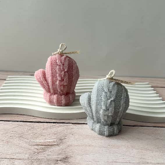 شمع دست‌ساز طرح دستکش بافتنی