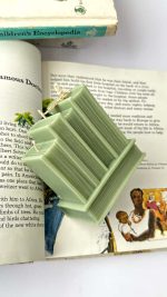 شمع دست‌ساز طرح کتاب